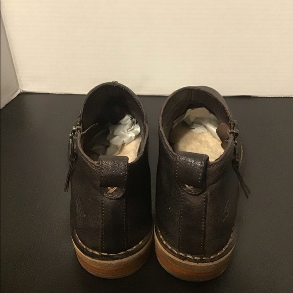UGG Australia Clementine Ankle Boots - Picture 6 of 12